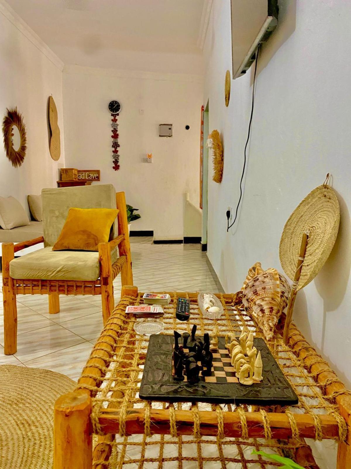 Hotel Nomad Cave- Stonetown à Zanzibar Extérieur photo